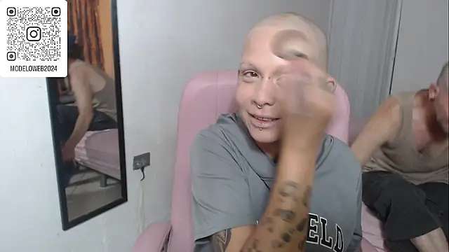 moon cat85 online show from 17, 2, 2025