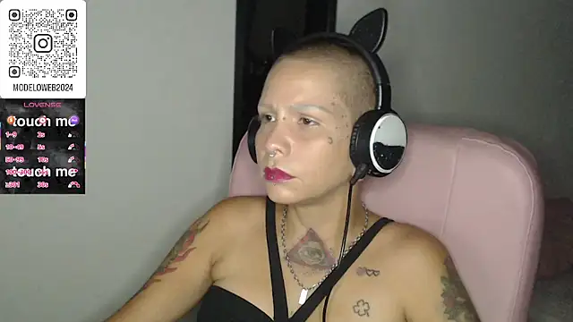 moon cat85 online show from 6, 3, 2025