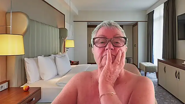 Snapshot of GrannyChrissy68 chatting on 9, 6, 2026 GrannyChrissy68 online show from 9, 6, 2026