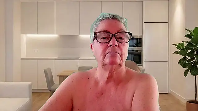 Snapshot of GrannyChrissy68 chatting on 20, 6, 2026 GrannyChrissy68 online show from 20, 6, 2026