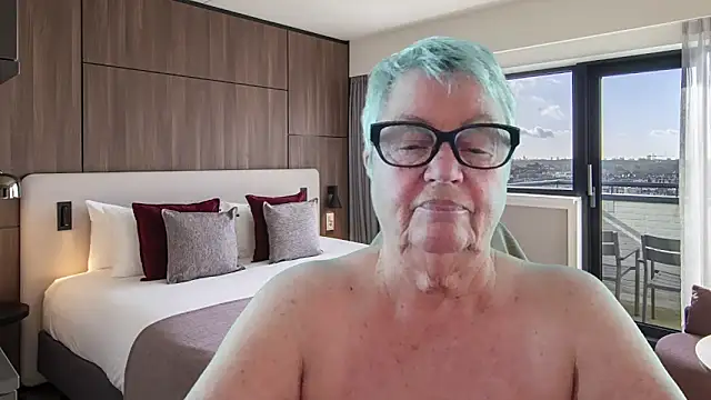 Snapshot of GrannyChrissy68 chatting on 4, 6, 2026 GrannyChrissy68 online show from 4, 6, 2026