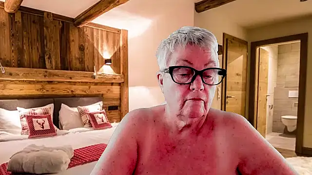 GrannyChrissy68 online show from 22, 2, 2026