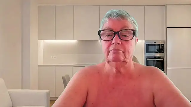 Snapshot of GrannyChrissy68 chatting on 10, 6, 2026 GrannyChrissy68 online show from 10, 6, 2026