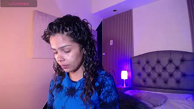 Snapshot of ximena_diaz chatting on 27, 2, 2025 ximena diaz online show from 27, 2, 2025