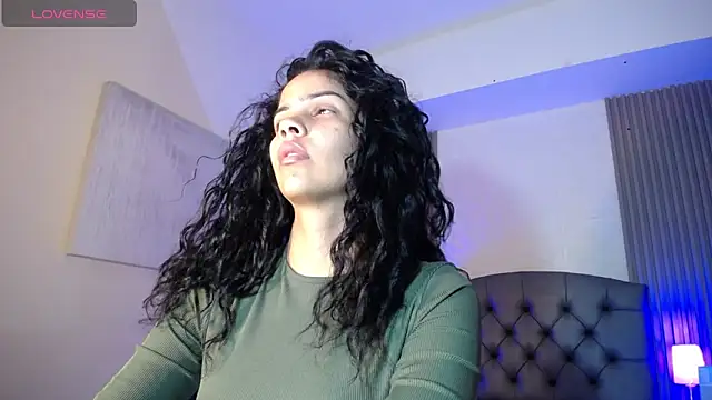 Snapshot of ximena_diaz chatting on 17, 3, 2025 ximena diaz online show from 17, 3, 2025