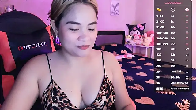 yenyen  online show from 8, 7, 2026