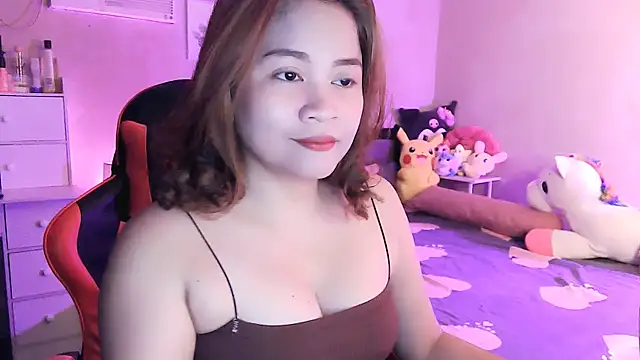yenyen  online show from 5, 5, 2026