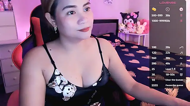 yenyen  online show from 7, 7, 2026