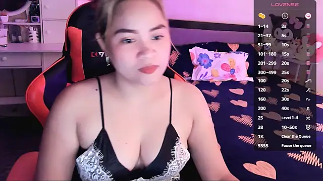 yenyen  online show from 11, 7, 2026