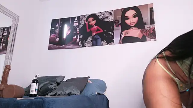 Snapshot of Ariana_lopezz chatting on 10, 7, 2026 Ariana lopezz online show from 10, 7, 2026