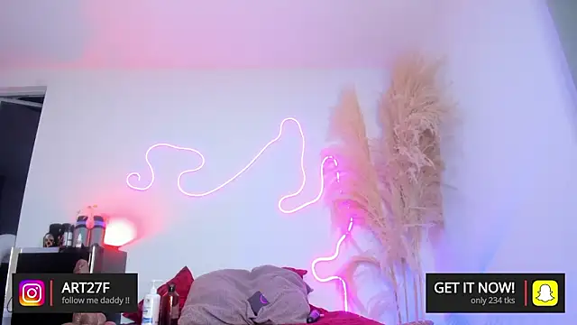 Ariana lopezz online show from 11, 3, 2026