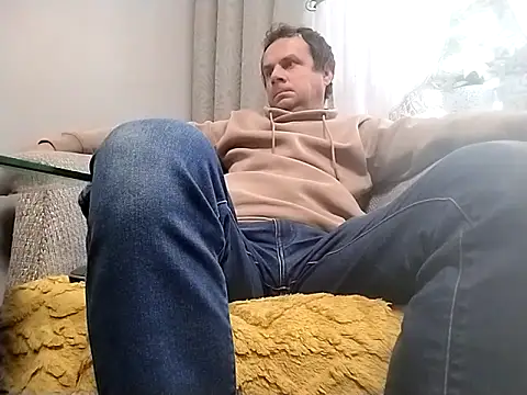 Snapshot of grzes19763 chatting on 30, 9, 2025 grzes19763 online show from 30, 9, 2025