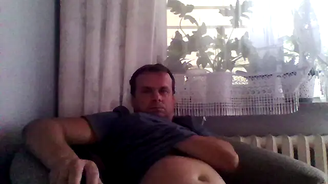 Snapshot of grzes19763 chatting on 12, 7, 2026 grzes19763 online show from 12, 7, 2026