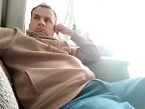 Snapshot of grzes19763 chatting on 22, 10, 2025 grzes19763 online show from 22, 10, 2025