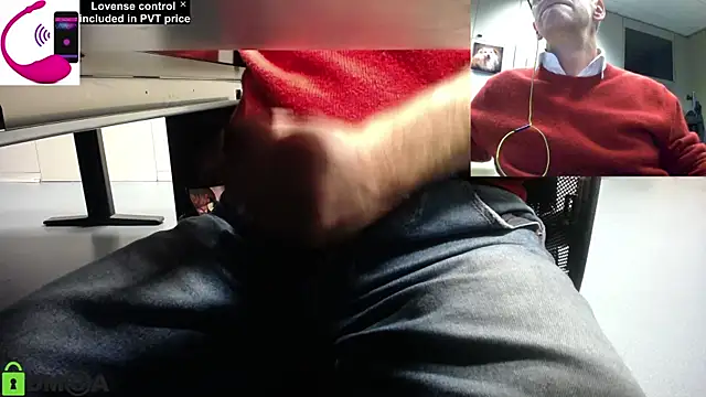 Snapshot of pliko chatting on 31, 10, 2025 pliko online show from 31, 10, 2025