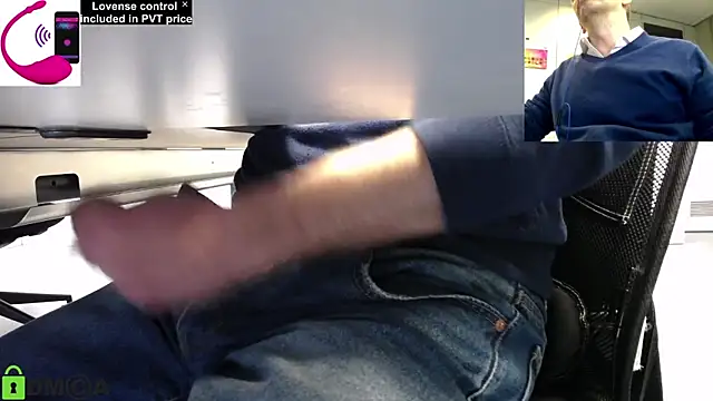 Snapshot of pliko chatting on 21, 3, 2025 pliko online show from 21, 3, 2025