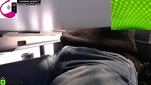 Snapshot of pliko chatting on 3, 3, 2025 pliko online show from 3, 3, 2025