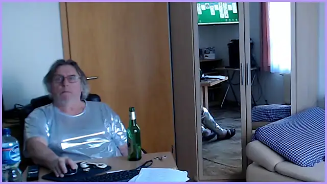 Sissygera online show from 25, 2, 2026