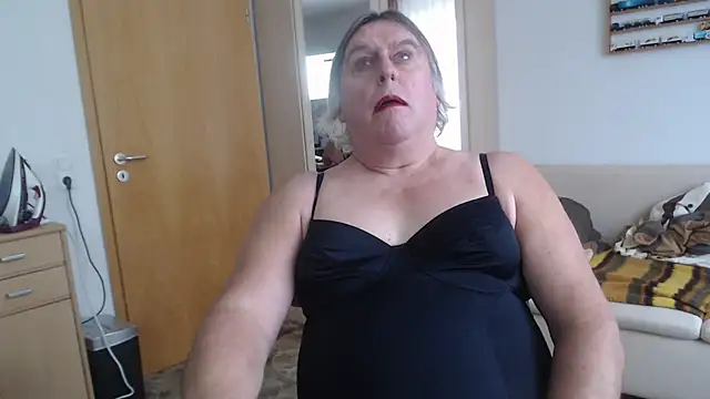 Sissygera online show from 13, 12, 2024