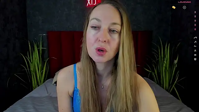 GwenCarter online show from 18, 3, 2025