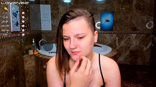 MelindaTin online show from 2, 12, 2025