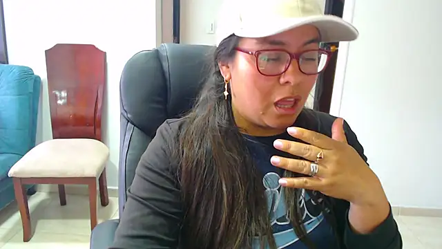 Ixchel Anaid online show from 24, 9, 2025