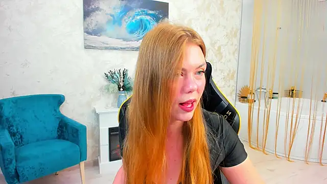 Strawberrye online show from 13, 9, 2025