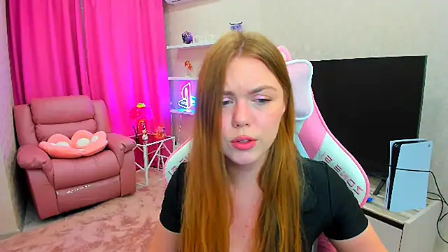 Strawberrye online show from 10, 9, 2025