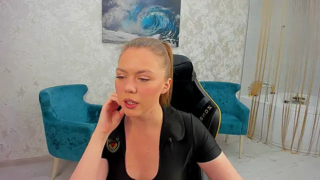 Strawberrye online show from 26, 9, 2025