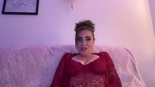 Snapshot of EmilyBlue chatting on 7, 5, 2026 EmilyBlue online show from 7, 5, 2026