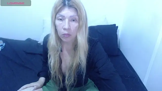 Dulce-Bella online show from 8, 2, 2026