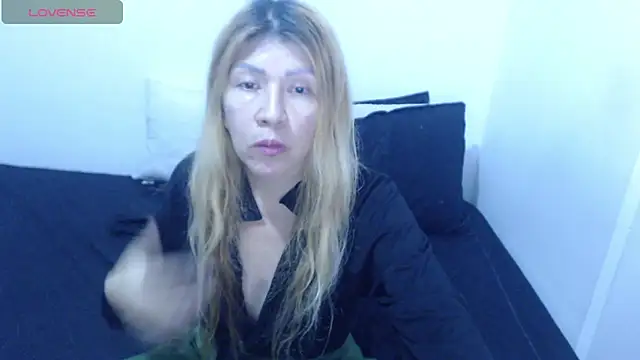 Dulce-Bella online show from 6, 3, 2026