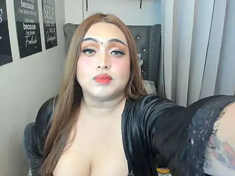 YourGirlfriendMegann online show from 15, 9, 2025