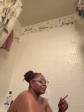 WetLipps12 online show from 30, 12, 2024