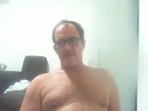 Snapshot of ConradinhoBR50 chatting on 13, 5, 2026 ConradinhoBR50 online show from 13, 5, 2026