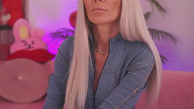 fallingangel online show from 3, 10, 2025