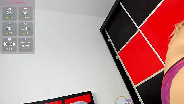 suuzykiss online show from 4, 11, 2025