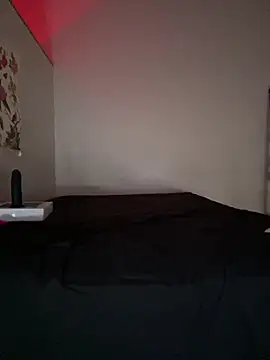 Amanita Bloom online show from 18, 12, 2025