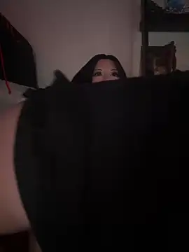 Amanita Bloom online show from 9, 3, 2025