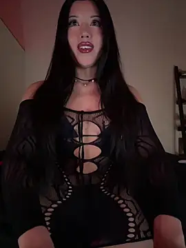 Amanita Bloom online show from 14, 9, 2025