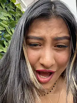 Rubyross21 online show from 6, 1, 2025