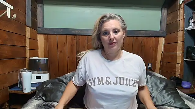 lisaxlovexxx online show from 20, 5, 2026