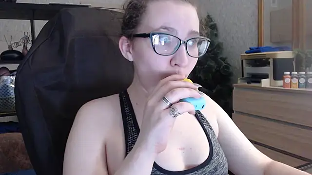 AnKey Rayah online show from 12, 2, 2025