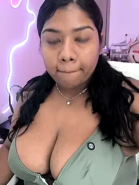 paola091 online show from 4, 4, 2026