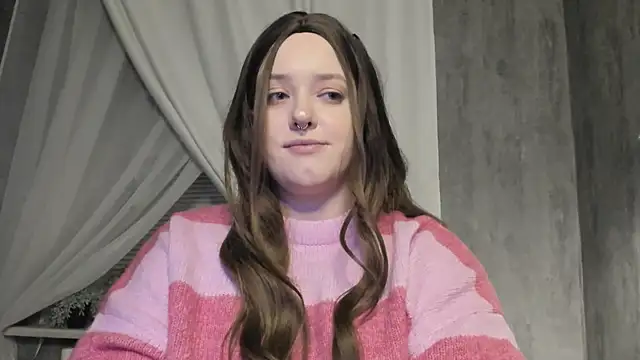 Snapshot of Sophia_Edwards chatting on 7, 12, 2024 Sophia Edwards online show from 7, 12, 2024