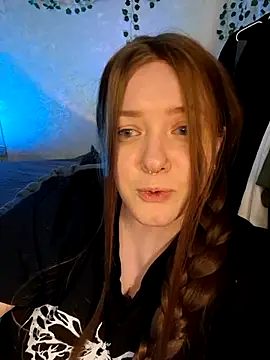 Snapshot of Sophia_Edwards chatting on 6, 4, 2026 Sophia Edwards online show from 6, 4, 2026