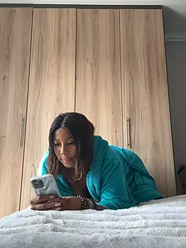 CurvyDesire1 online show from 27, 5, 2026
