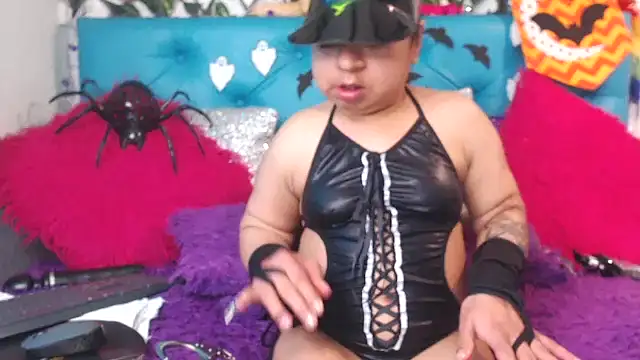 SARAWILLS online show from 28, 10, 2025