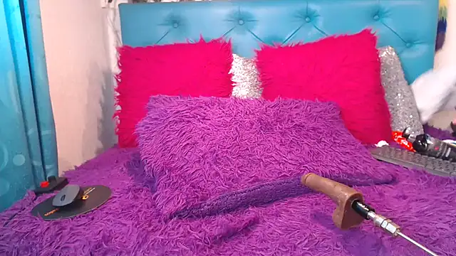 SARAWILLS online show from 11, 5, 2026