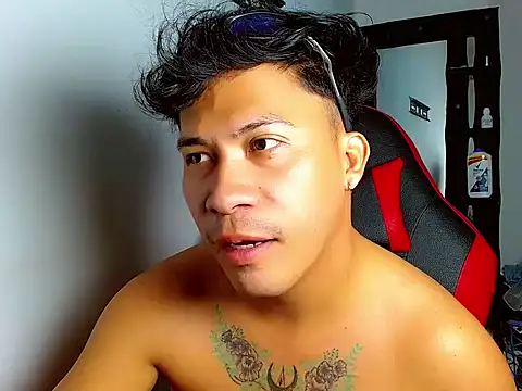 boyhot23x online show from 23, 4, 2026